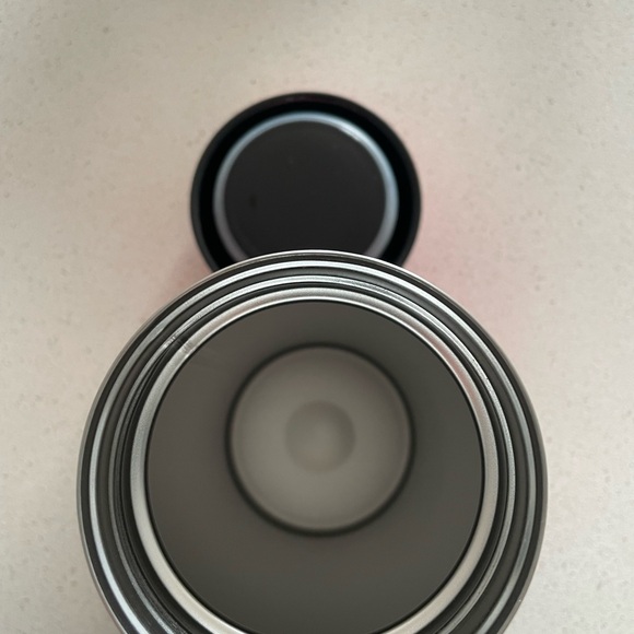 Hydroflask insulated thermos - Picture 2 of 2